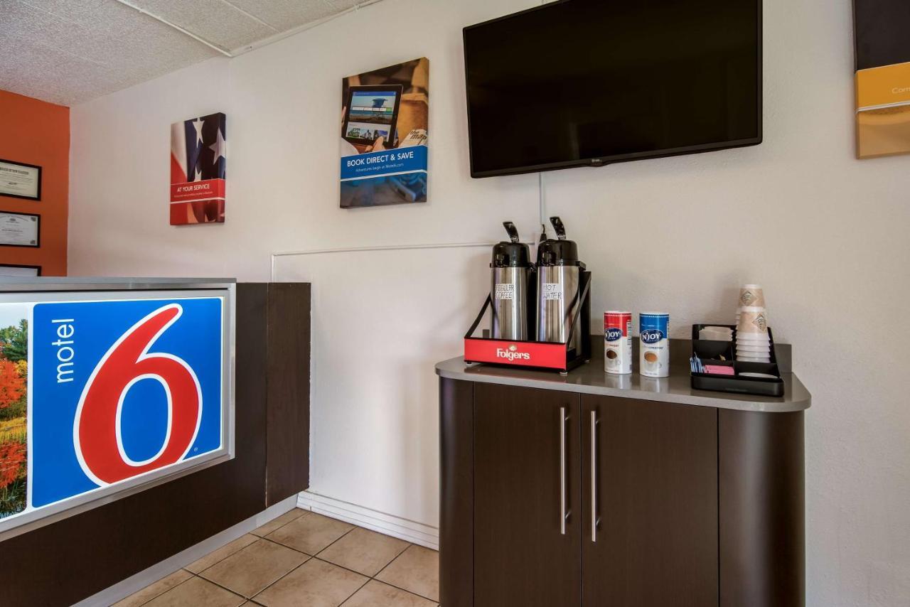 Motel 6-New Stanton, Pa Exterior photo